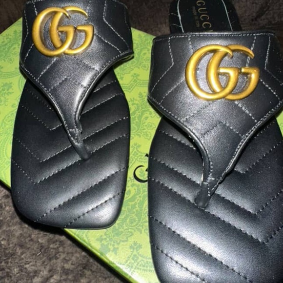 Gucci Sandals - Picture 1 of 3